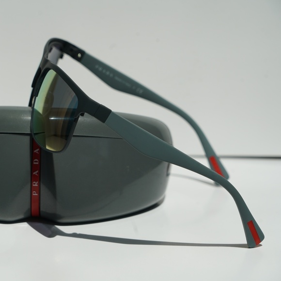 BRAND NEW PRADA SUNGLASSES - Picture 6 of 8